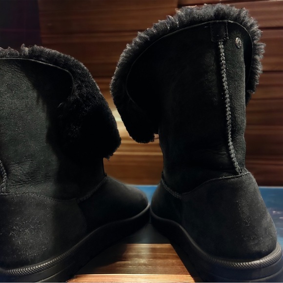 NWOT BEBE Women’s Boots - Picture 5 of 8